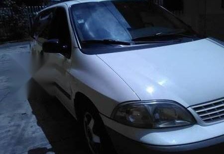En venta un Ford Windstar 2002 Automático en excelente condición
