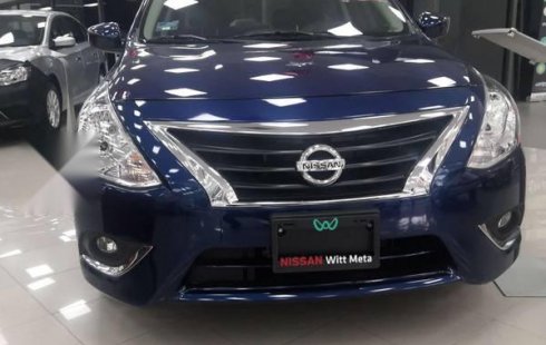 Un carro Nissan Versa 2019 en Miguel Hidalgo