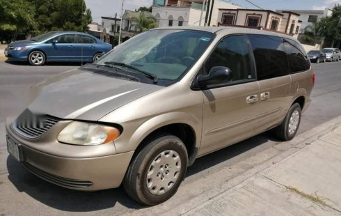 Urge!! Un excelente Chrysler Town & Country 2004 Automático vendido a un precio increíblemente barato en Monterrey