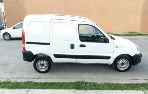 Quiero vender inmediatamente mi auto Renault Kangoo Express 2014 muy bien cuidado