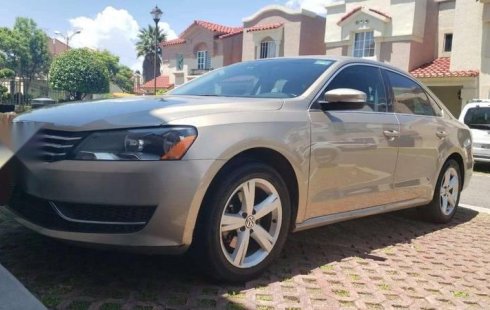 Volkswagen Passat usado en Ecatepec de Morelos