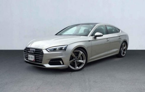 Un carro Audi A5 2018 en Cuernavaca