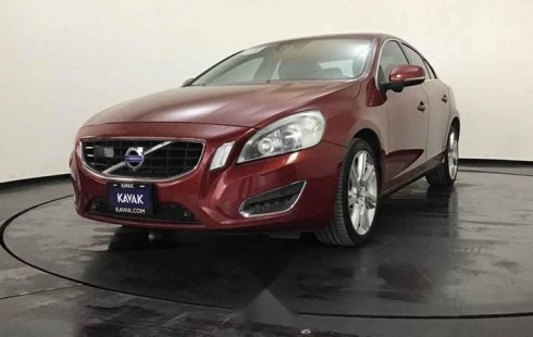 Pongo a la venta cuanto antes posible un Volvo S60 en excelente condicción