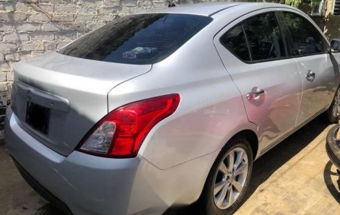 Pongo a la venta cuanto antes posible un Nissan Versa en excelente condicción a un precio increíblemente barato