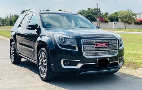 Pongo a la venta cuanto antes posible un GMC Acadia en excelente condicción