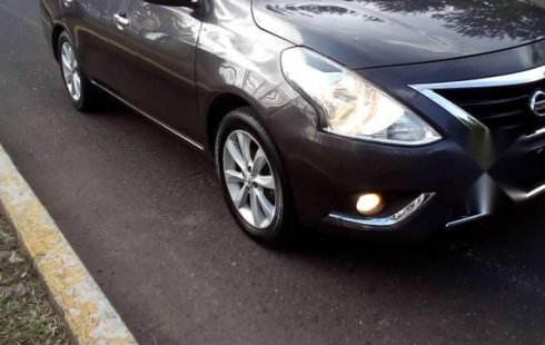 Tengo que vender mi querido Nissan Versa 2015