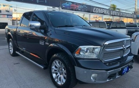 Quiero vender inmediatamente mi auto RAM RAM 2015