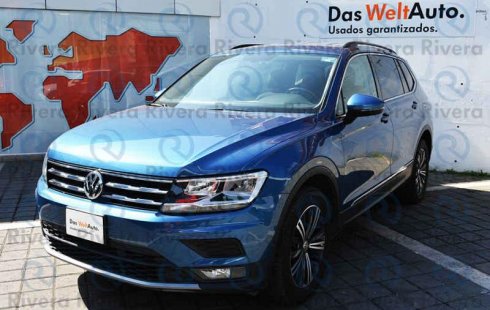 Pongo a la venta cuanto antes posible un Volkswagen Tiguan que tiene todos los documentos necesarios