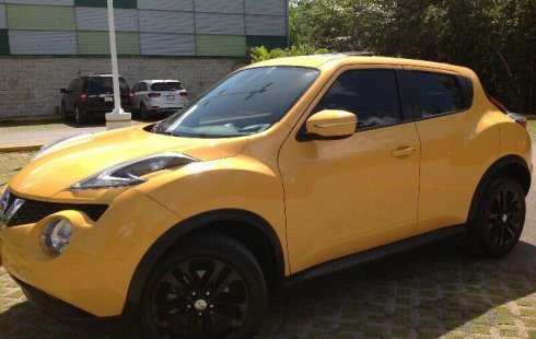 Un carro Nissan Juke 2015 en Quintana Roo