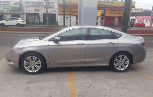 Vendo un carro Chrysler 200 2015 excelente, llámama para verlo