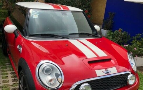 Un carro MINI John Cooper Works 2013 en Ciudad de México