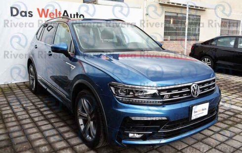 Un carro Volkswagen Tiguan 2019 en Puebla