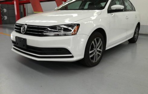 Se vende un Volkswagen Jetta 2017 por cuestiones económicas