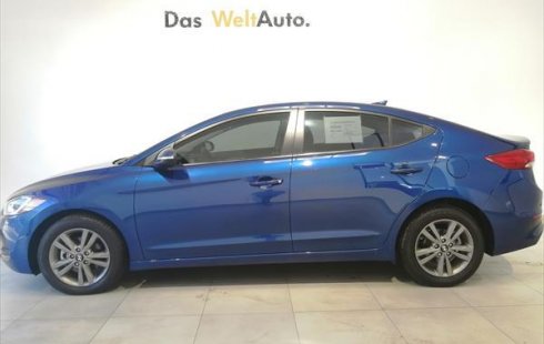 Hyundai Elantra 2018 usado