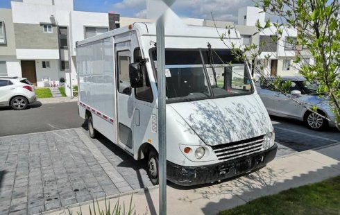 Vendo un Mercedes-Benz Sprinter en exelente estado