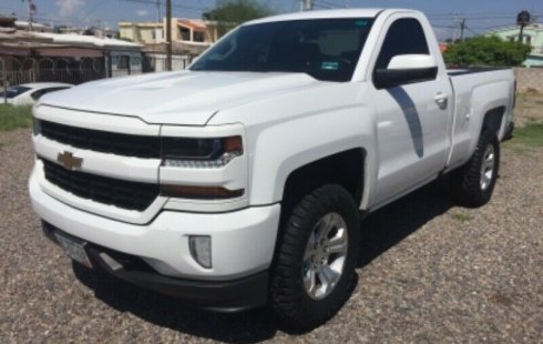 Urge!! Un excelente Chevrolet 1500 2016 Automático vendido a un precio increíblemente barato en Sonora