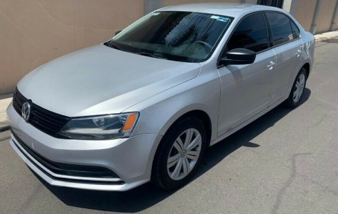 En venta un Volkswagen Jetta 2015 Automático muy bien cuidado