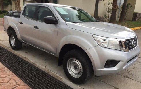 Quiero vender inmediatamente mi auto Nissan NP300 2016 muy bien cuidado