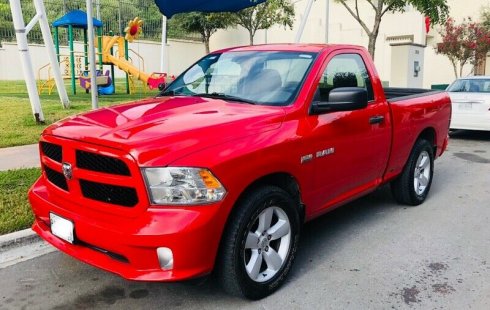Vendo un carro Dodge RAM 2500 2016 excelente, llámama para verlo