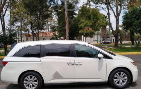 Un excelente Honda Odyssey 2015 está en la venta