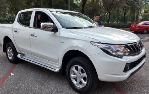 Quiero vender inmediatamente mi auto Mitsubishi L200 2017