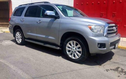 Toyota Sequoia 2014