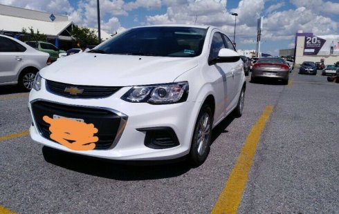 Se vende urgemente Chevrolet Sonic 2017 Automático en Chihuahua