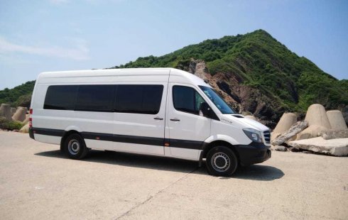No te pierdas un excelente Mercedes-Benz Sprinter 2015 Manual en Castaños