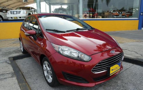 Pongo a la venta cuanto antes posible un Ford Fiesta que tiene todos los documentos necesarios