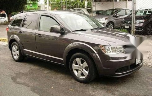 Quiero vender urgentemente mi auto Dodge Journey 2014 muy bien estado