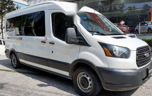 Quiero vender urgentemente mi auto Ford Transit 2016 muy bien estado