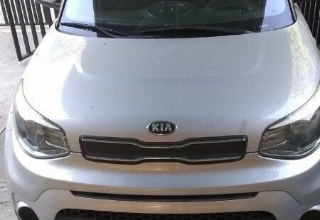 Vendo un Kia Soul impecable