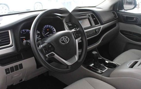 Toyota Highlander 2019 5p LE V6/3.5 Aut