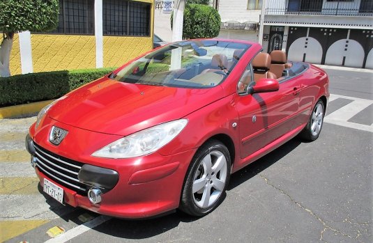 Peugeot 307 CC Convertible edición especial Roland Garros 2009 