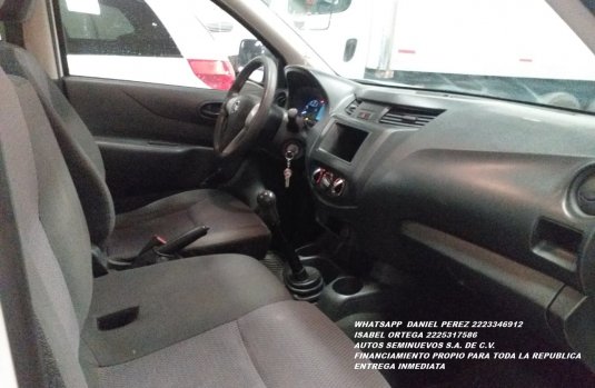 Nissan NP300 Batea 2017 Puebla
