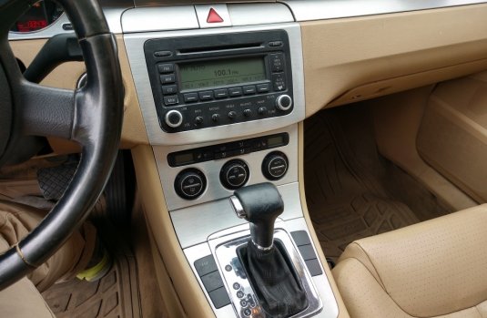 Volkswagen Passat 2.0 Sedán 2006