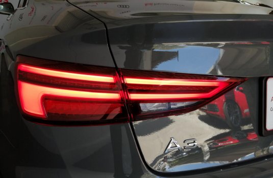 Audi A3 2.0 Sedán L Select At DSG